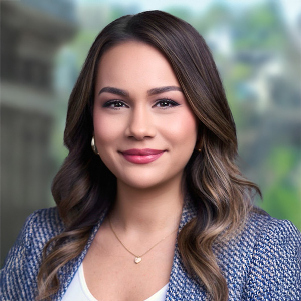 Angela Melchor headshot