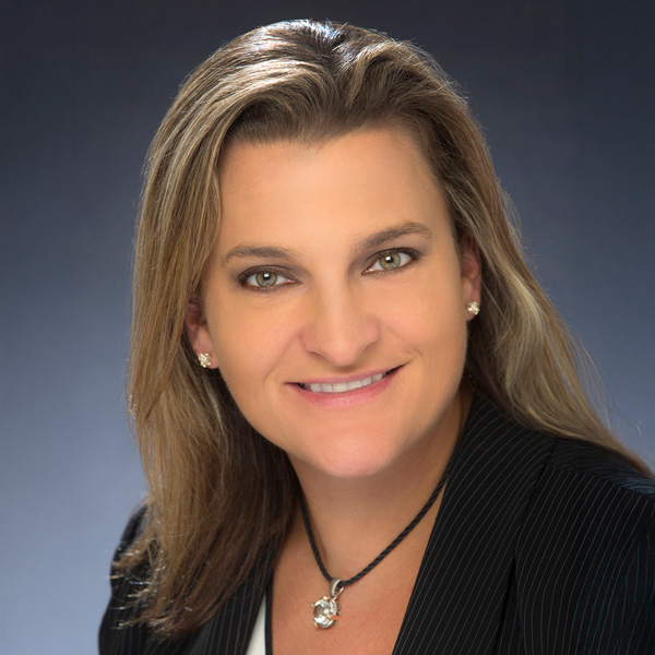 Linde Murphy headshot