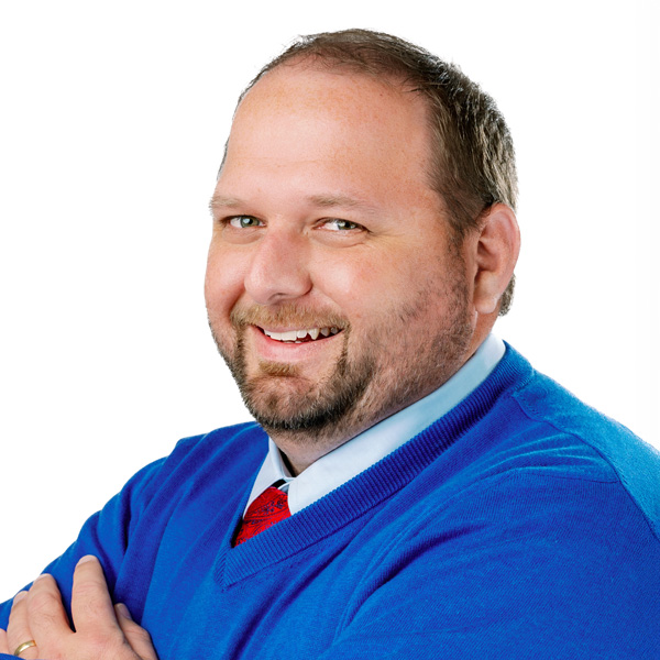 Charlie Weisinger headshot